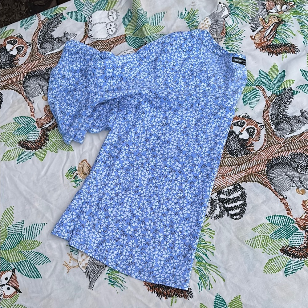SHEIN Blue Floral Women's Top Blouse Short Bell Sleeves White Flowers Sheer L